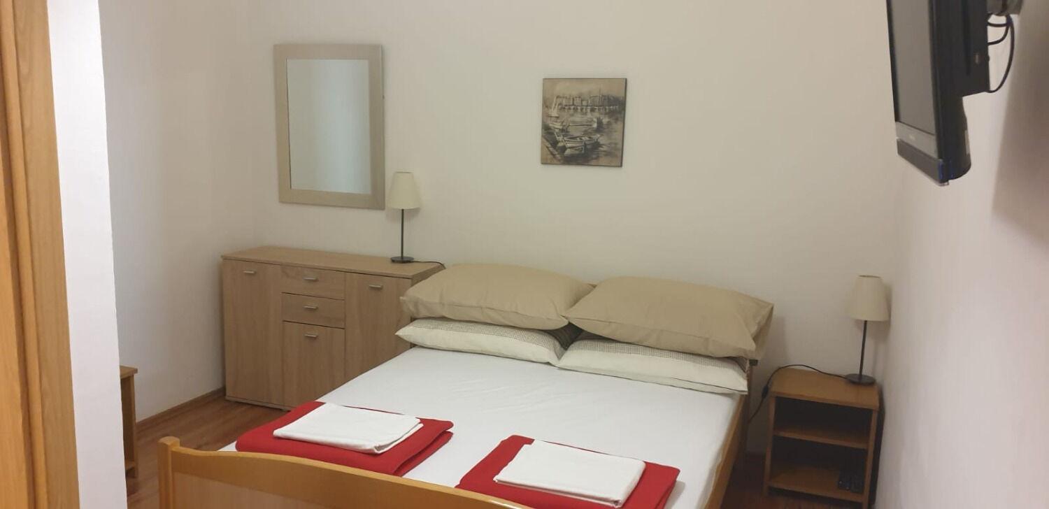 Apartments Biserka - 50 M From Beach Trogir Zewnętrze zdjęcie