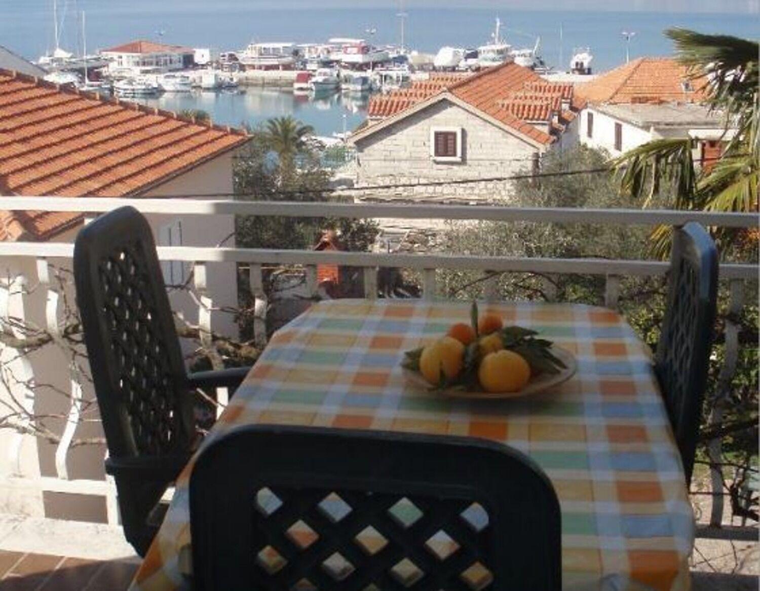 Apartments Biserka - 50 M From Beach Trogir Zewnętrze zdjęcie