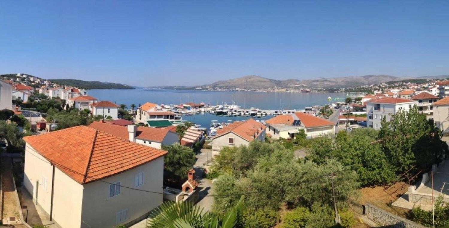Apartments Biserka - 50 M From Beach Trogir Zewnętrze zdjęcie