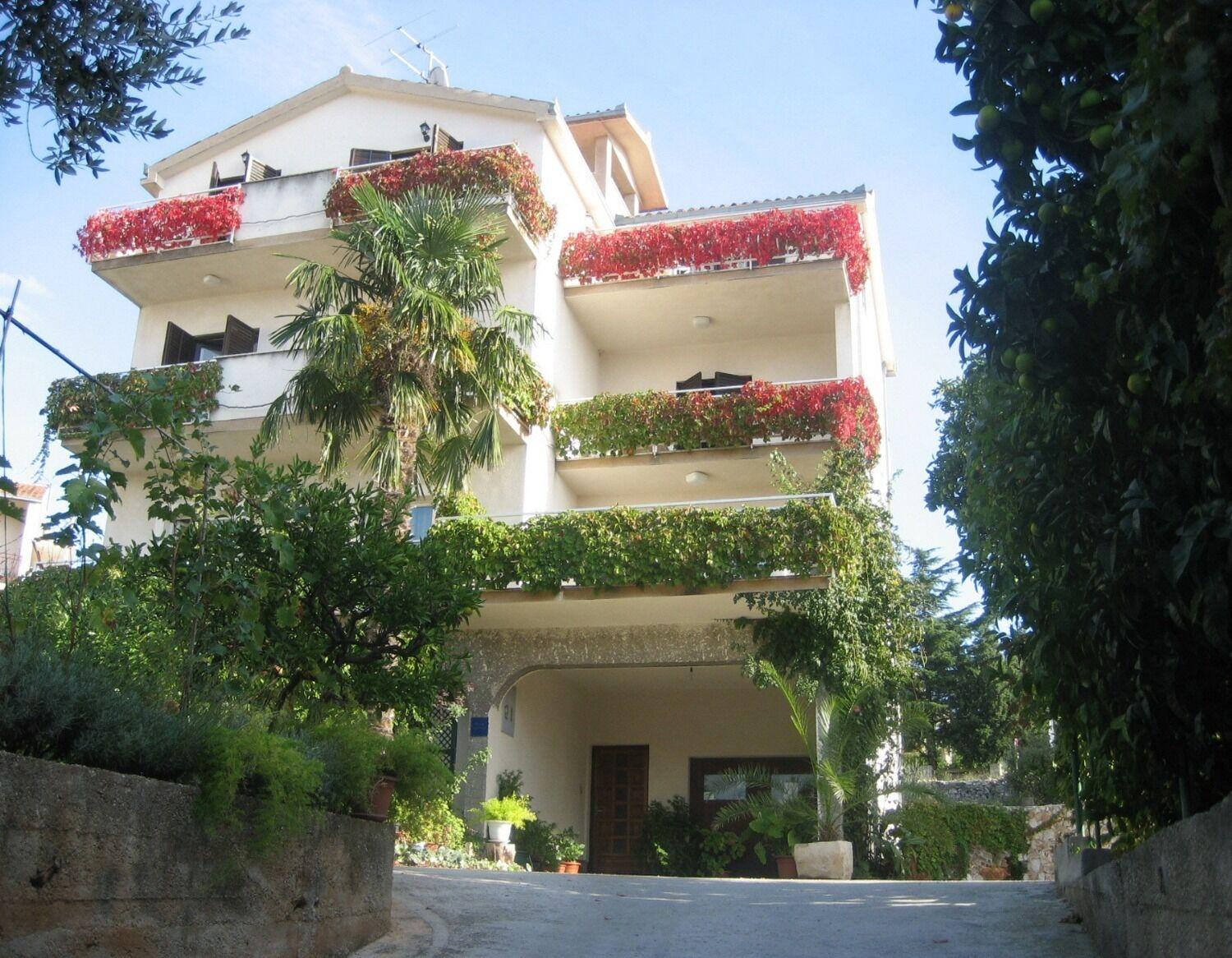 Apartments Biserka - 50 M From Beach Trogir Zewnętrze zdjęcie