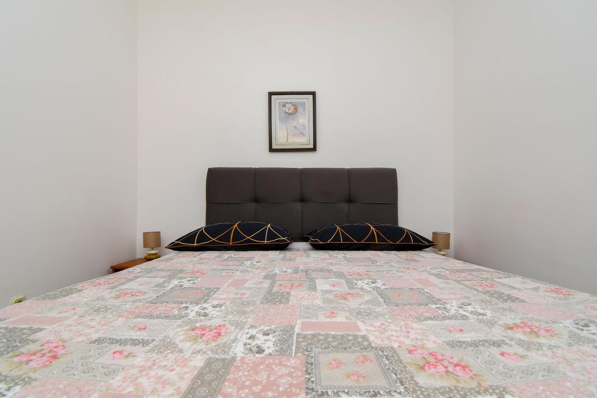 Apartments Biserka - 50 M From Beach Trogir Zewnętrze zdjęcie