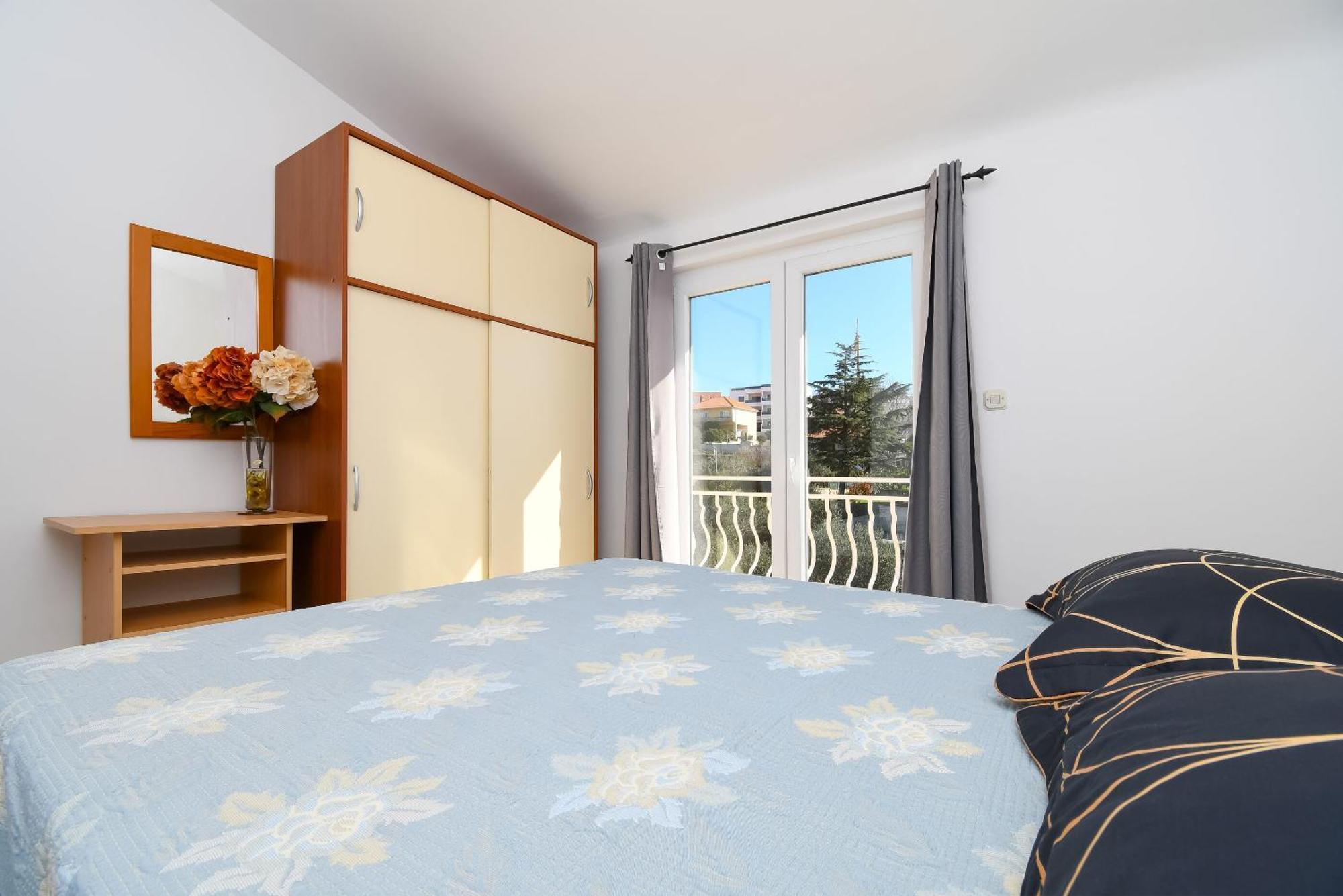Apartments Biserka - 50 M From Beach Trogir Zewnętrze zdjęcie