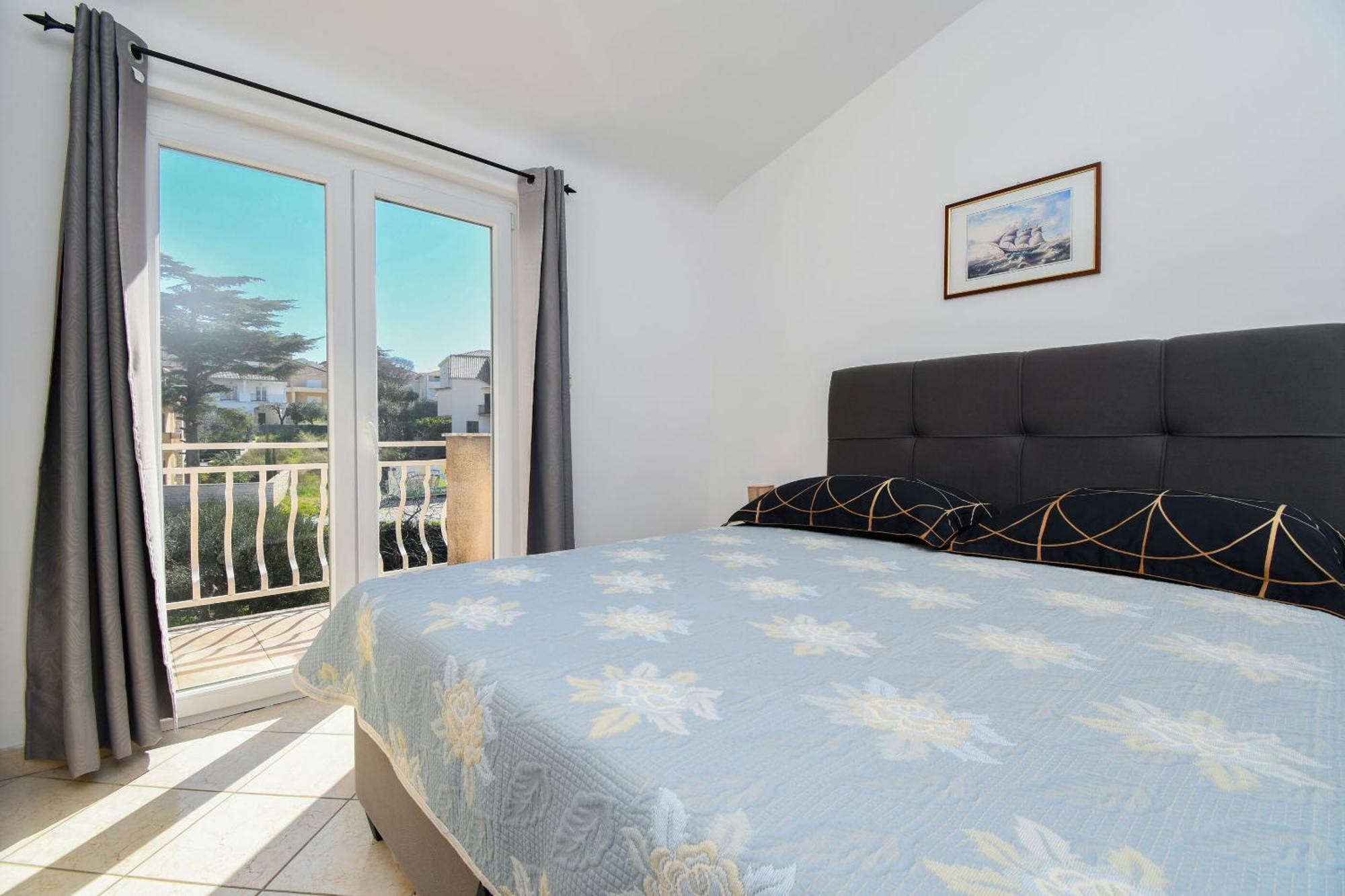 Apartments Biserka - 50 M From Beach Trogir Zewnętrze zdjęcie