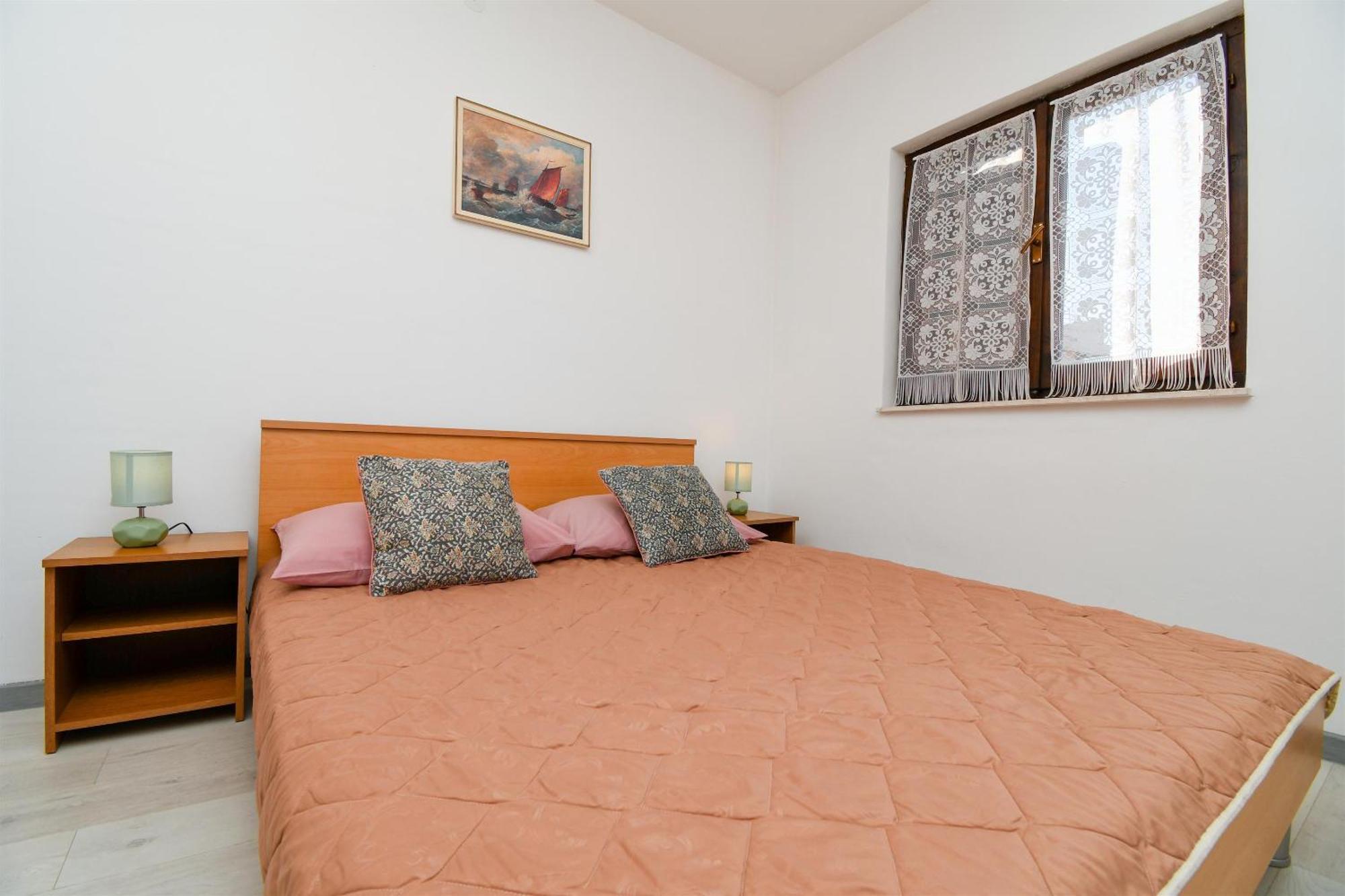 Apartments Biserka - 50 M From Beach Trogir Zewnętrze zdjęcie